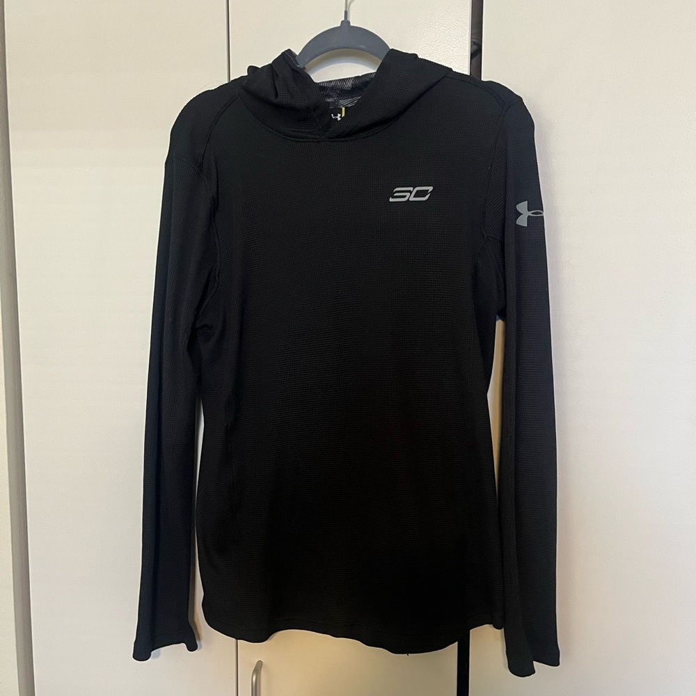 Under Armour long sleeve shirt